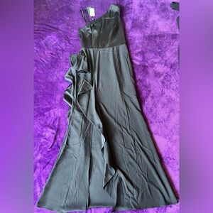 Adrianna Papell Black One Shoulder Dress (Gown/Slit) Size 6 NWT Perfect for Prom